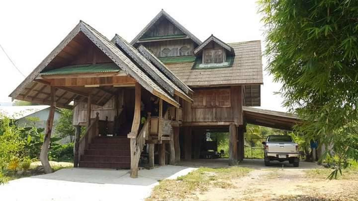 บ้านไม้สองชั้น 4 ไร่ เชียงแสน เชียงราย