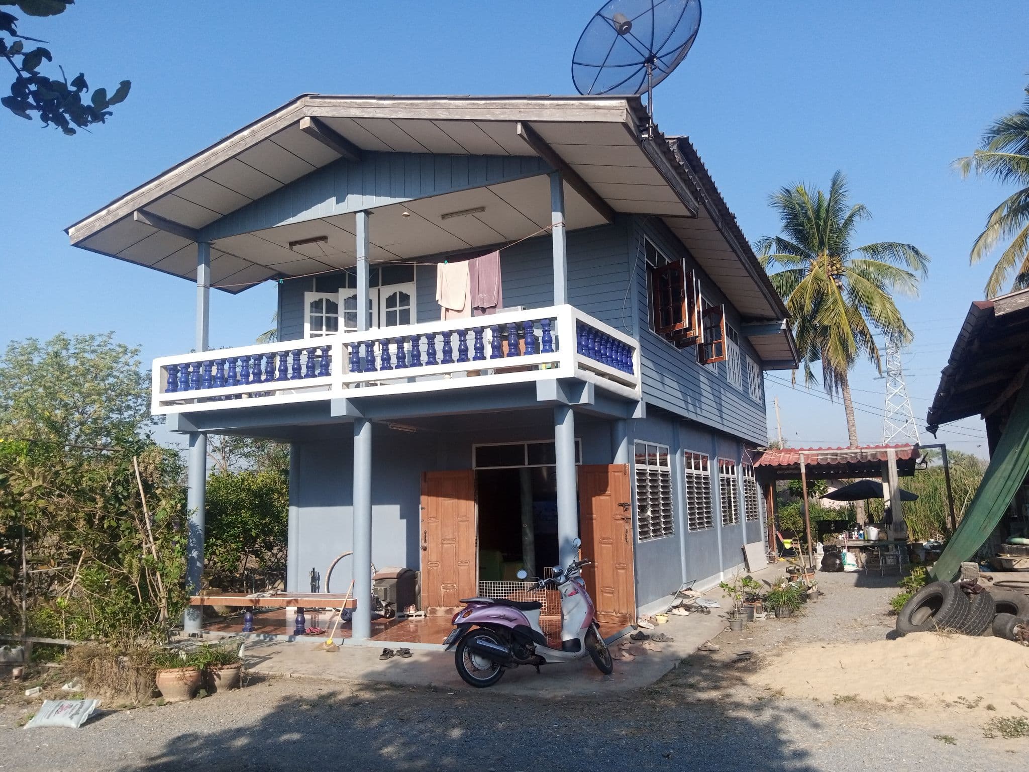 ขายบ้านพร้อมที่ดินสุพรรณบุรี