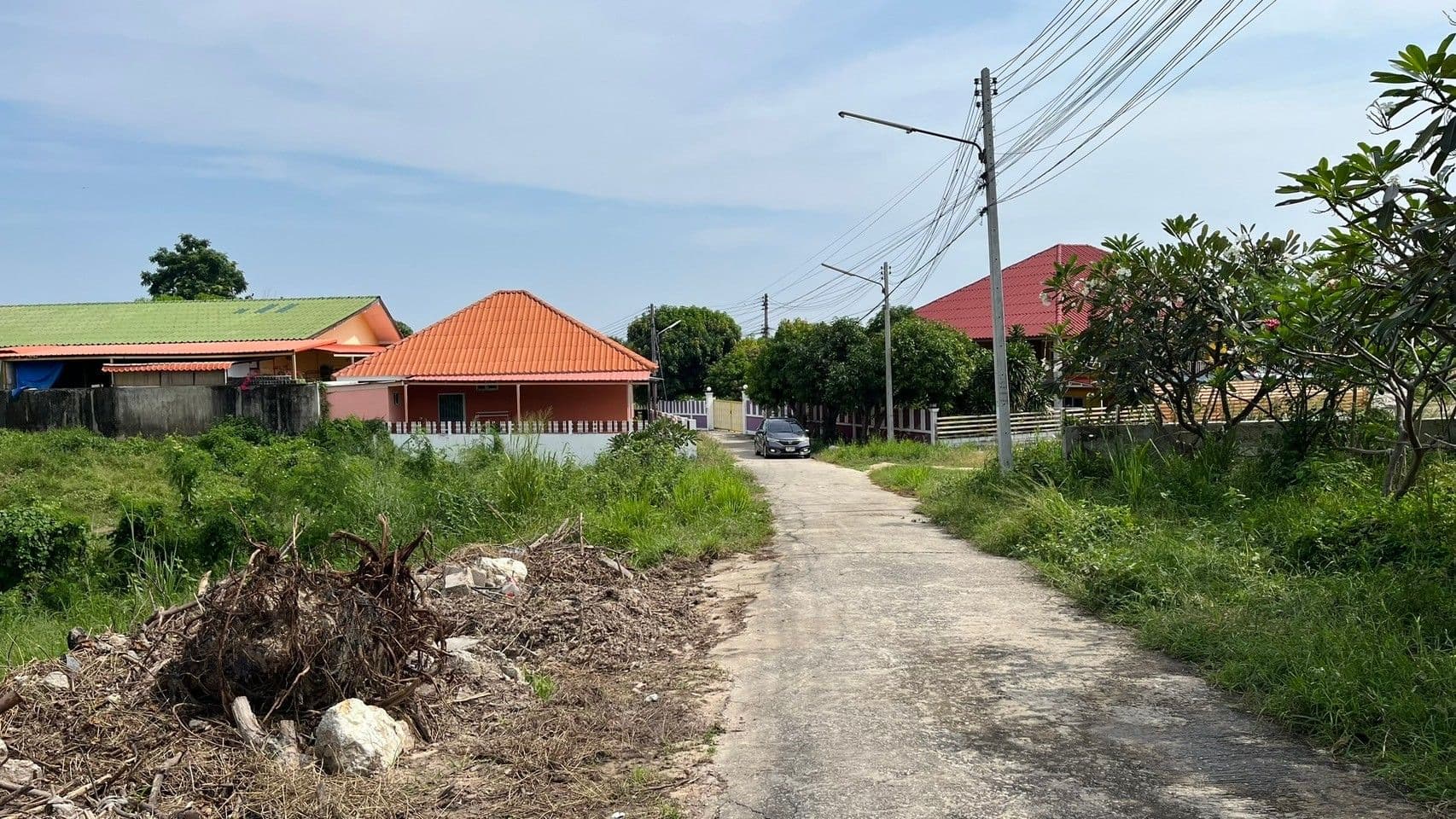 ขายที่ดินกลางเมืองหัวหิน Sea viewมองเห็นวิวทะเล และภูเขา เดินทางไปชายหาดไม่ถึง5นาที ทำเลดี พื้นที่1ไร่ 3งาน 15ตร.วา  เจ้าของขายเอง