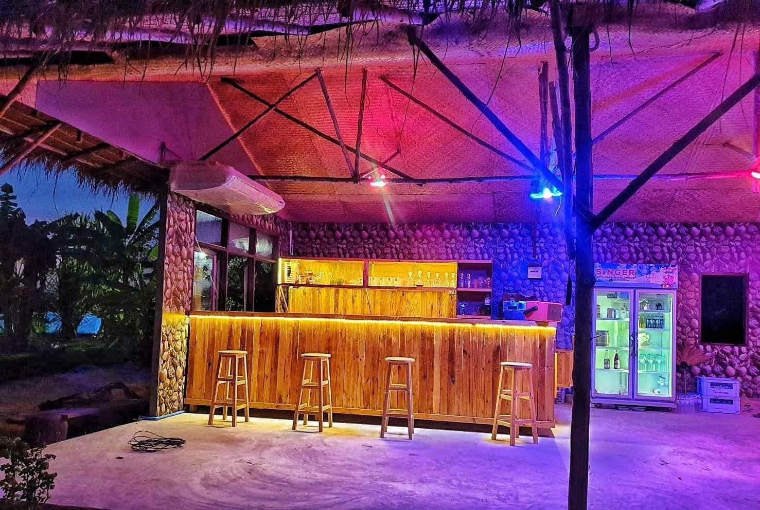 ขายร้านอาหารสระบุรี วิหารแดง 6-0-42