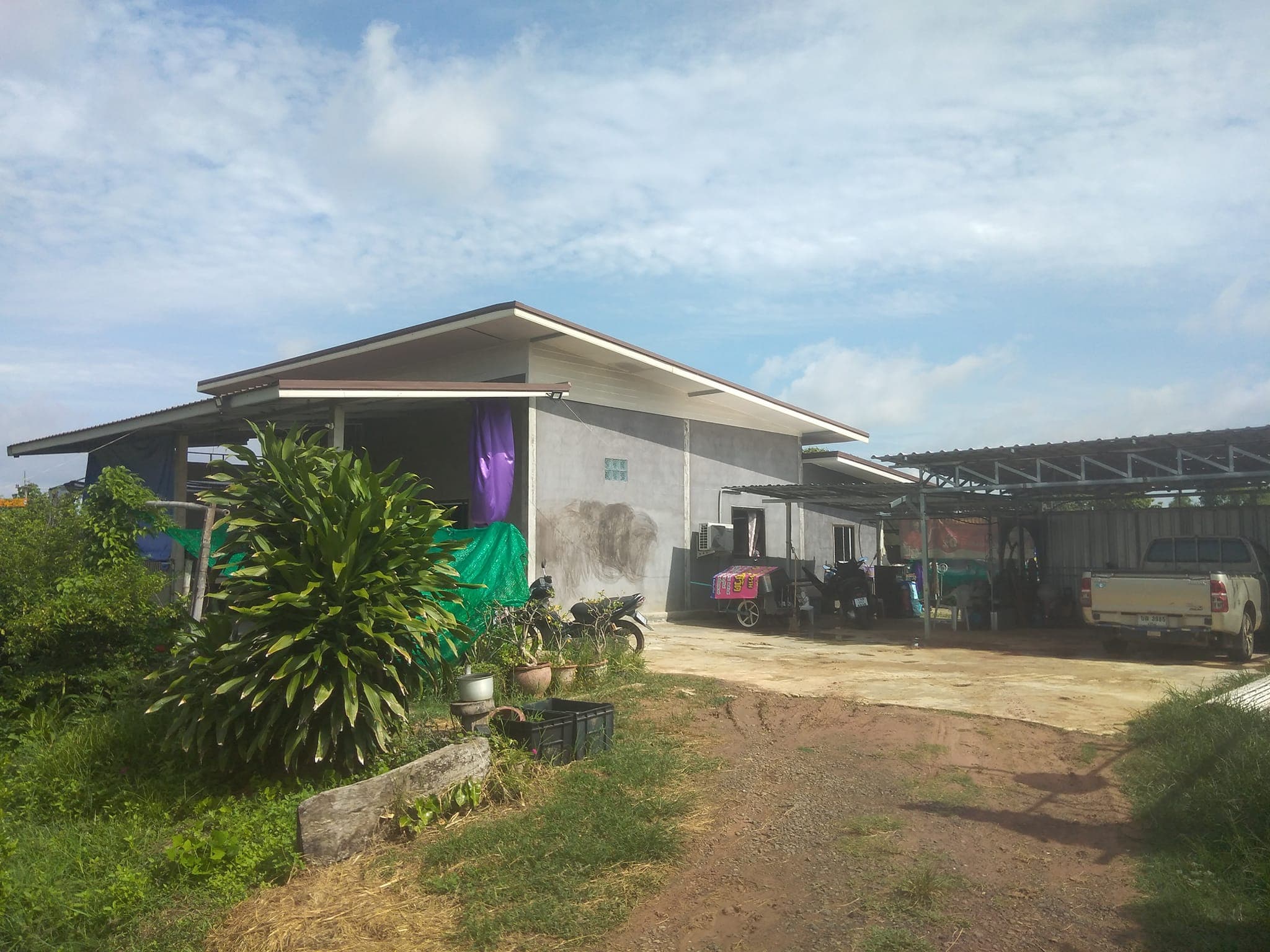 ขายบ้านพร้อมที่ดินบุรีรัมย์ ลำปลายมาศ 10-2-68 ไร่