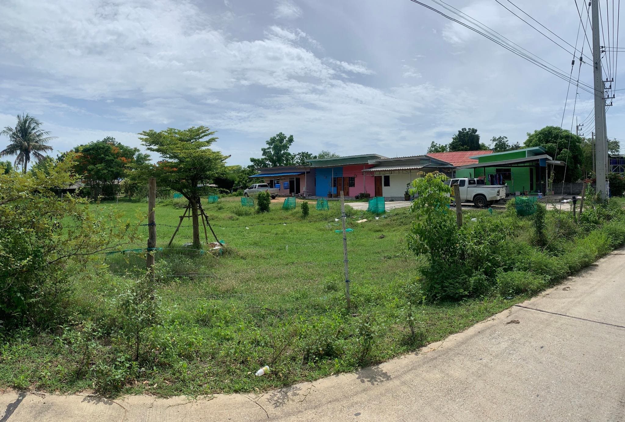ที่ดินพร้อม บ้านเช่า เพชรบุรี 1 ไร่