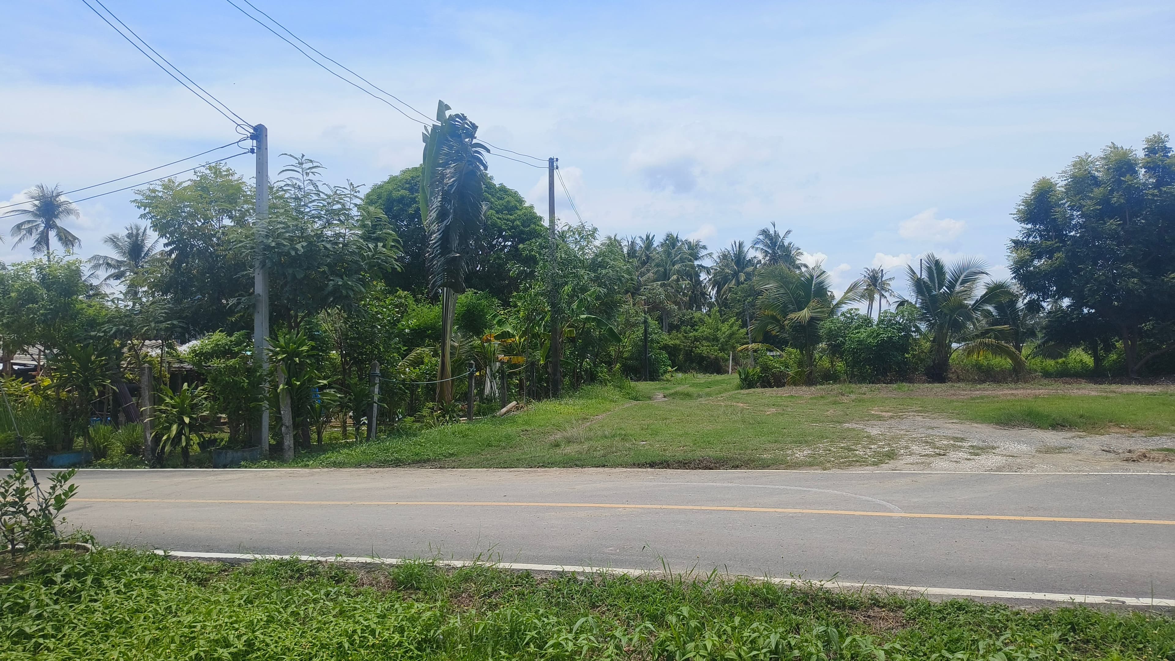 ขายด่วนที่ดินพื้นที่ท่องเที่ยวทางทะเล หาดแหลมสิงห์
