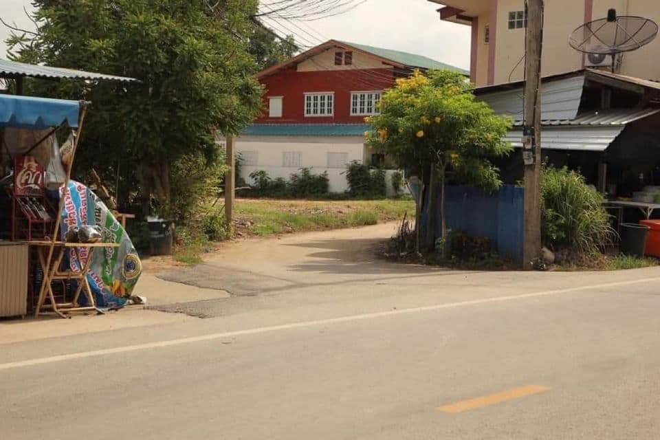 ที่ดินใกล้เซ็นทรัล เนื้อที่ 200 ตรว. พิษณุโลก 