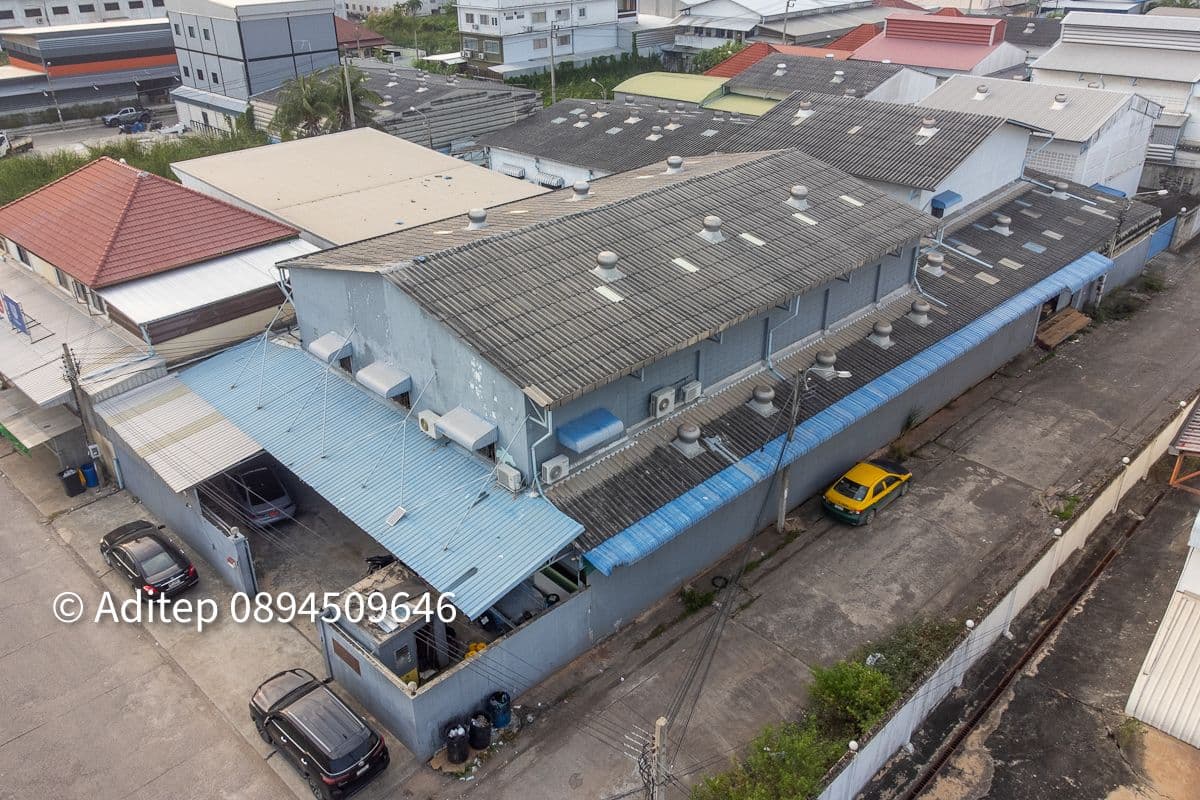 ขายโรงงาน พร้อมกิจการผลิตกล่องหีบห่อบรรจุภัณฑ์ ทำเลทองในซอยเทียนทะเล 24 ขนส่งสะดวก เชื่อมต่อกับถนนบางขุนเทียน-ชายทะเล พระราม 2 เครื่องจักรครบชุด พร้อมดำเนินกิจการต่อได้ทันที