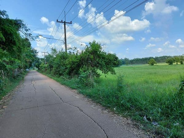 ที่ิดินเปล่า ปราจีนบุรี 9-1-32