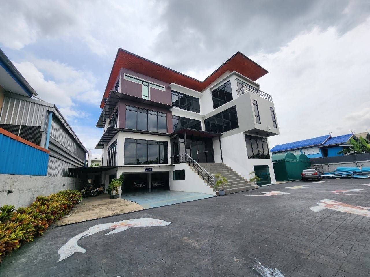 Home office + ที่พักหรู ใกล้ถนนสุขาภิบาล 5 บางเขน กรุงเทพฯ 0-2-96