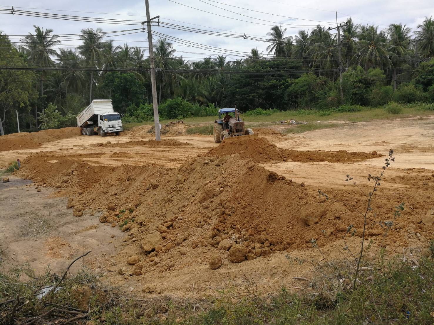 ขายที่ดินประจวบคีรีขันธ์ ติดถนนเพชรเกษม