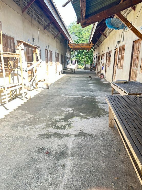 ขายโรงงานขายโกดังพร้อมใช้งานเนื้อที่ 10 ไร่พร้อมล้อมรั้วทั้งหมดอยู่ที่ ถนน ฤชุพันธุ์ ตำบลไทรใหญ่ อำเภอไทรน้อย จังหวัดนนทบุรี 