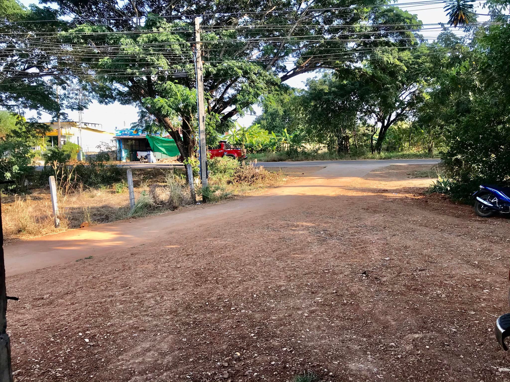 บ้านพร้อมที่ดิน ติดถนนดำ เพชรบูรณ์ 0-1-82 