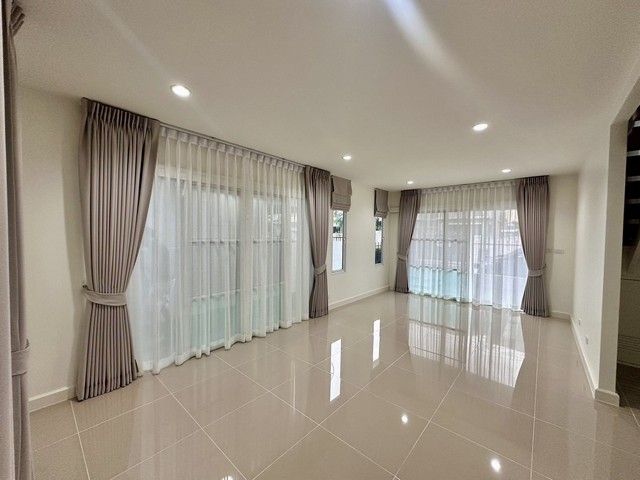 ขายบ้าน พฤกษาซีนเนอรี่ ดอนเมือง 39ตรว 3นอน 2น้ำ ติดสวน พร้อมอยู่