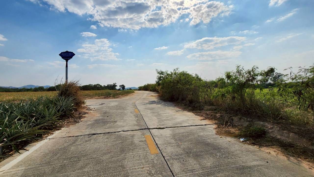 ขายที่ดิน 64 ไร่ บ่อวิน-เขาขยาย-ศรีราชา ใกล้โรงเรียนและนิคมฯ เหมาะทำหมู่บ้านจัดสรร
