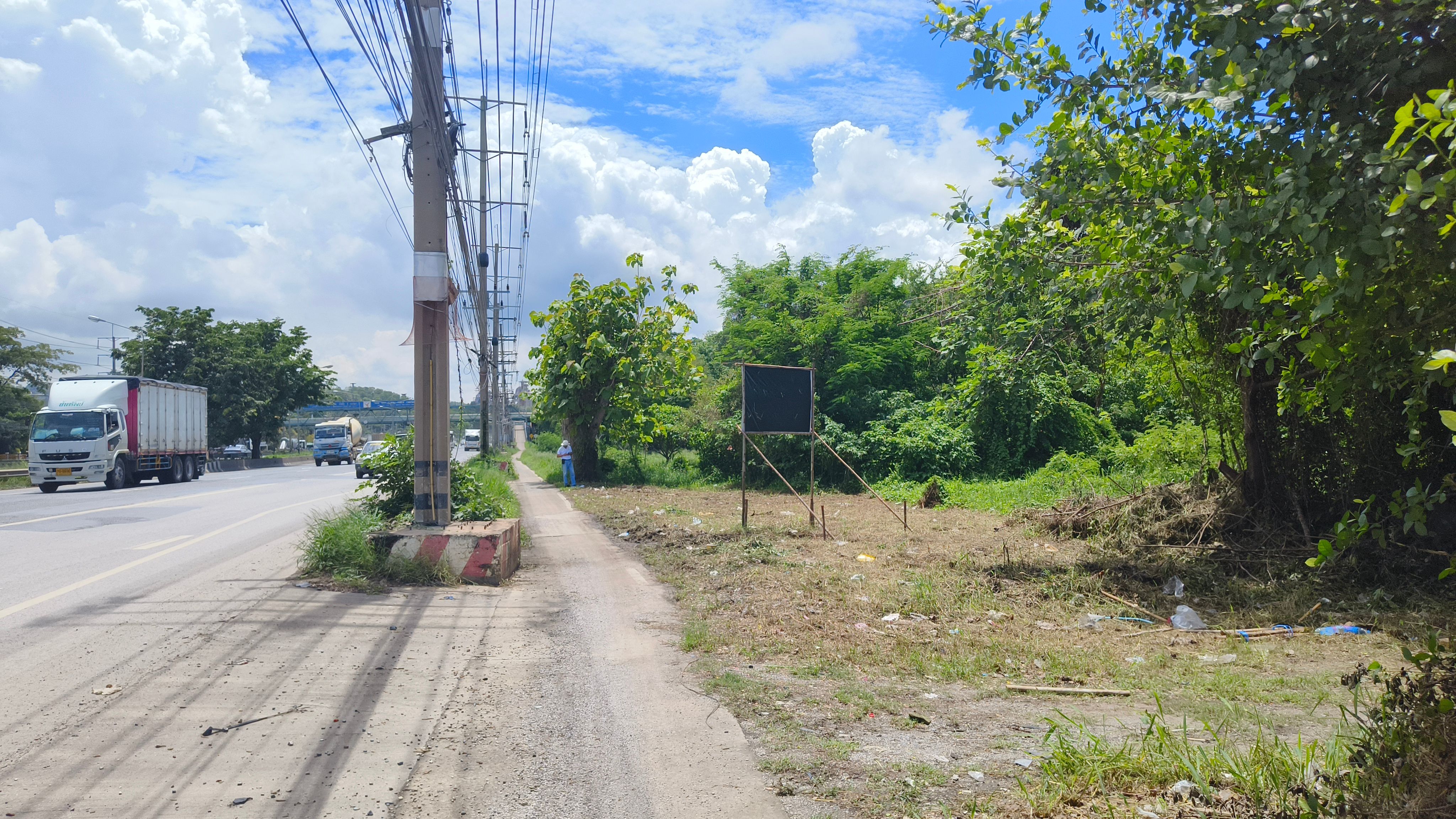 ที่ดินติดถนนมิตรภาพ ถูกมาก, สระบุรี
