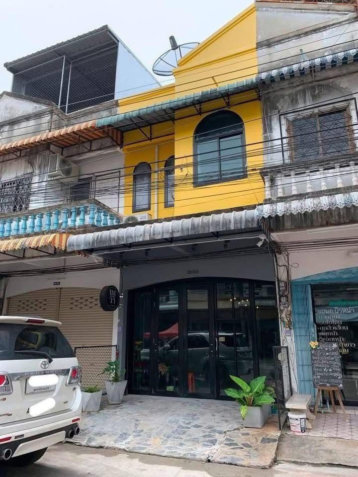 ขายด่วน บ้าน อาคารพาณิช 3 ชั้นทำเลดีในตัวเมืองสุราษฎร์ฯ หมู่บ้านมุกธานี 1