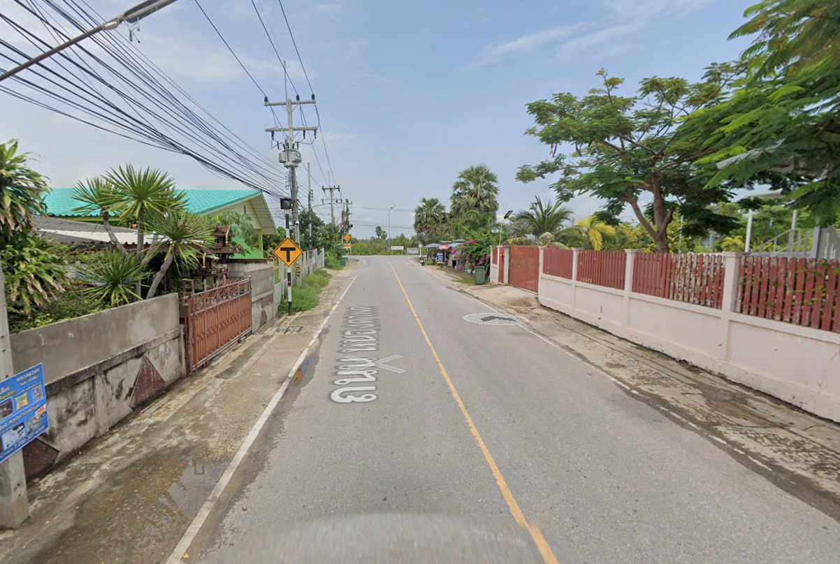 ขายที่ดินเพชรบุรี ในชุมชน ติดถนนสาธารณะ ใกล้ หาดบางเกตุ ชะอำ 0-2-50 ไร่.