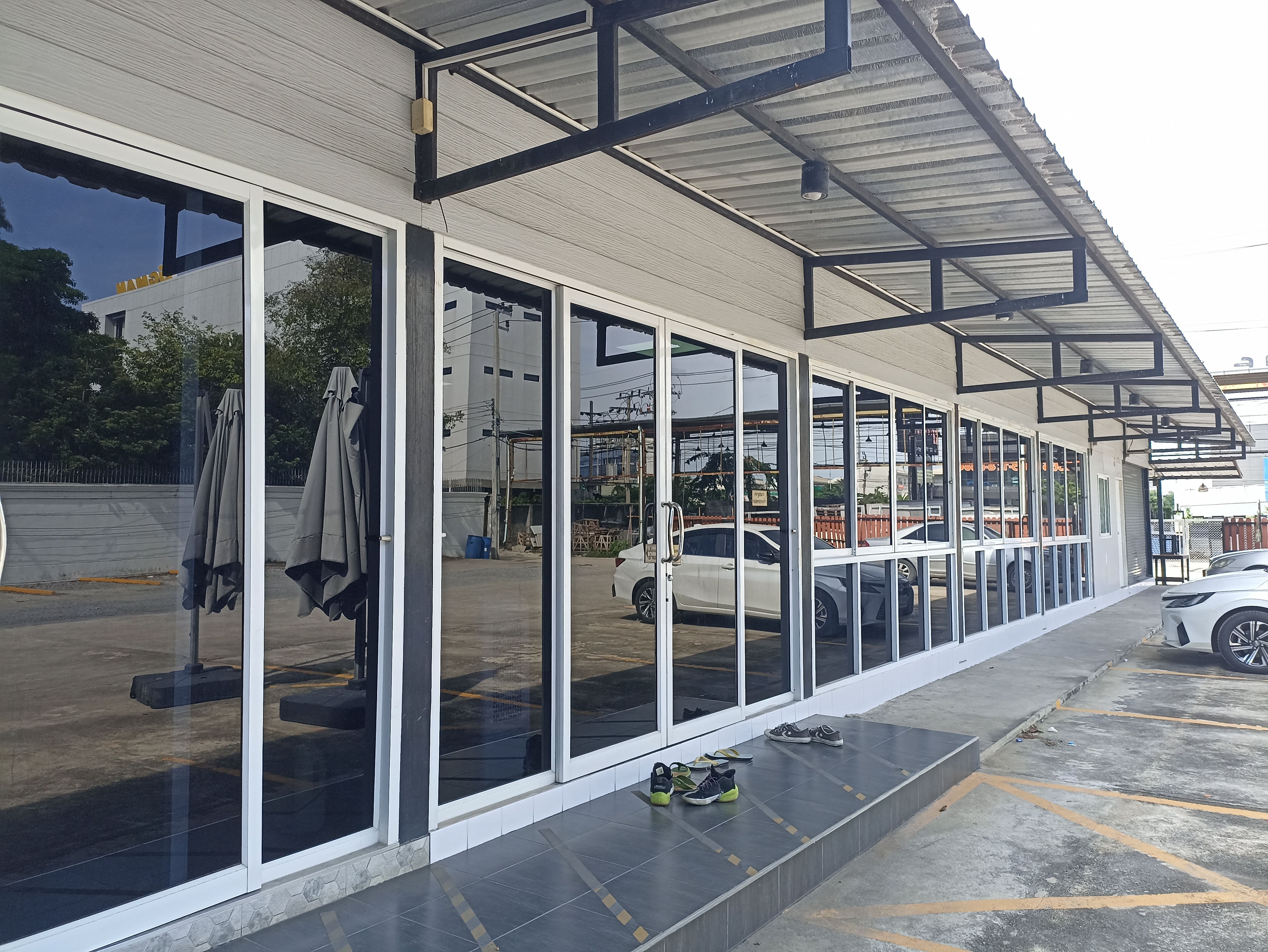 ขายที่ดินพร้อมออฟฟิศ 3 ไร่ ริมมอเตอร์เวย์-รถไฟฟ้าหัวหมาก, กรุงเทพ