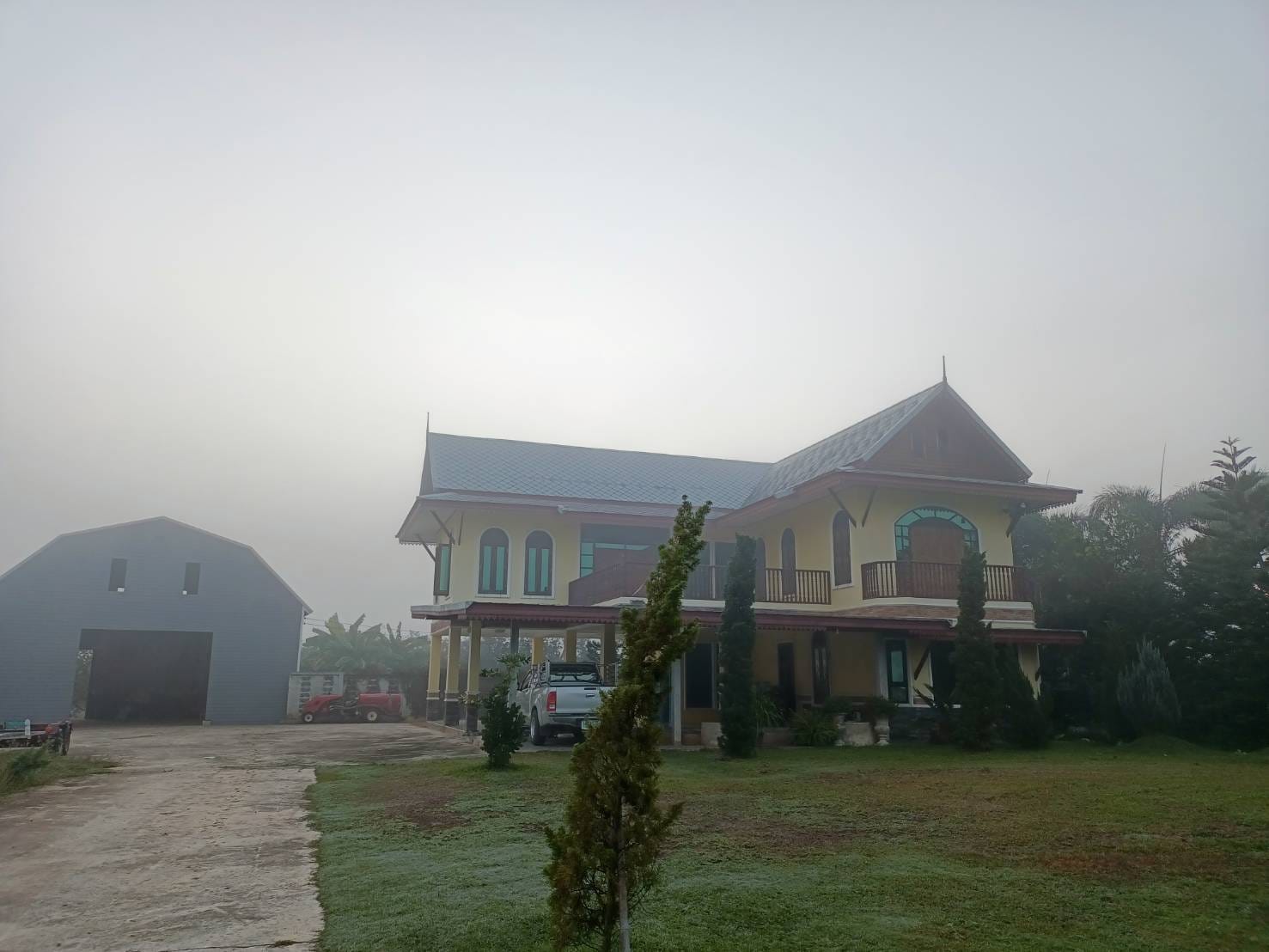 ขายบ้านพร้อมสวนผลไม้