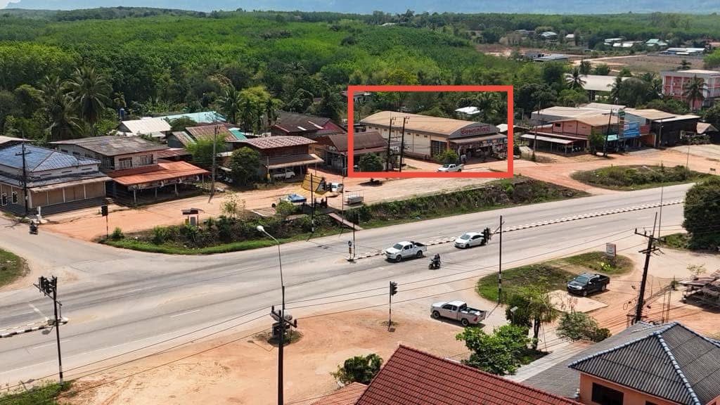 ขายที่ดินบึงกาฬ อำเภอเมือง พร้อมอาคาร(ร้านค้า)ติดถนนใหญ่ 