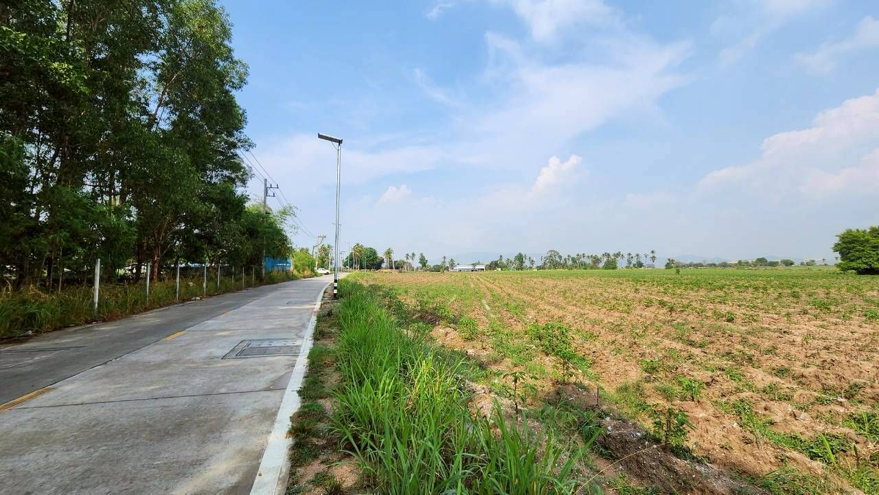 ขายที่ดิน 42-2-18 ไร่ ผังสีส้ม ศรีราชา-นาพร้าว ใกล้อ่างเก็บน้ำบางพระ, เจปาร์ค, มอเตอร์เวย์