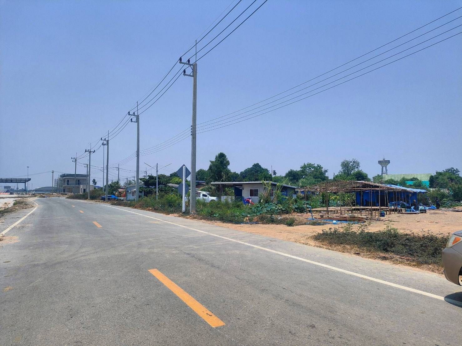 ขายที่ดินนครปฐม ในตัวเมือง ทำเลสวย เดินทางสะดวก 0-3-0 ไร่.