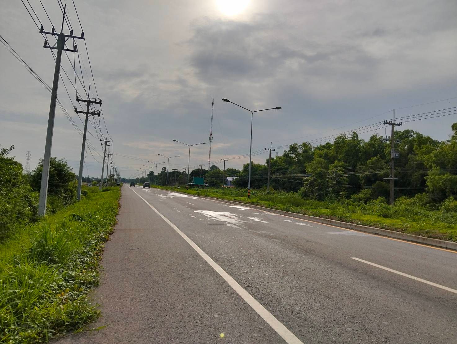 ขายที่ดินปราจีนบุรี อำเภอบ้านสร้าง ที่ดินแปลงสวย ติดถนนสาธารณะ 