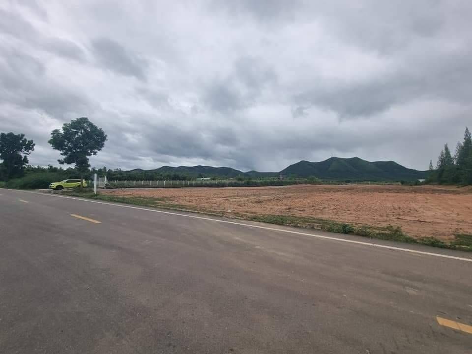 ขายที่ดินเพชรบุรี ที่ดินแปลงสวยทำเลดี แบ่งแปลงขาย เริ่มแบ่งที่ 1 ไร่. ท่ายาง เพชรบุรี 