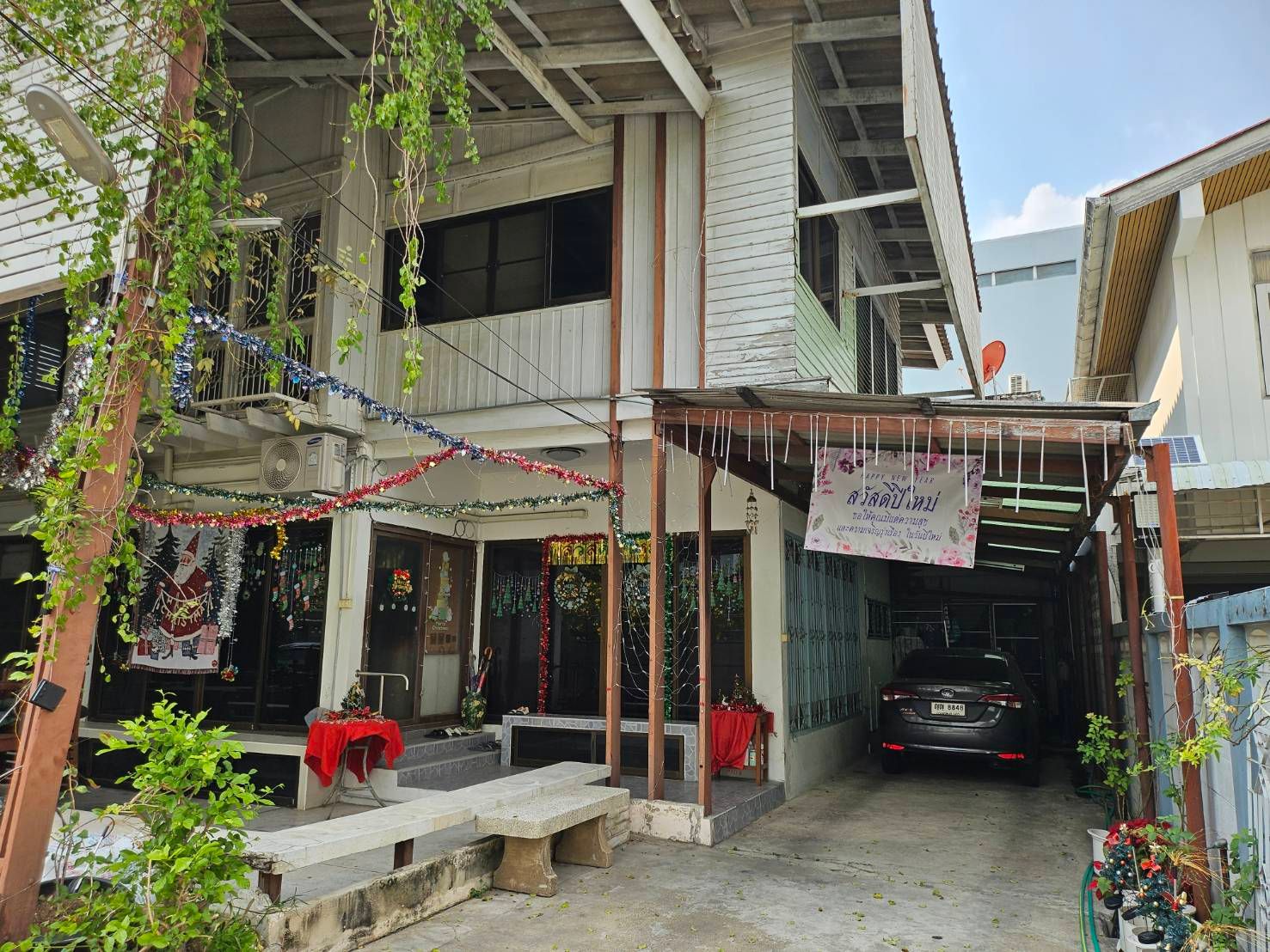 ขายที่ดินพร้อมบ้าน 425 ซอยองครักษ์ บางกระบือ