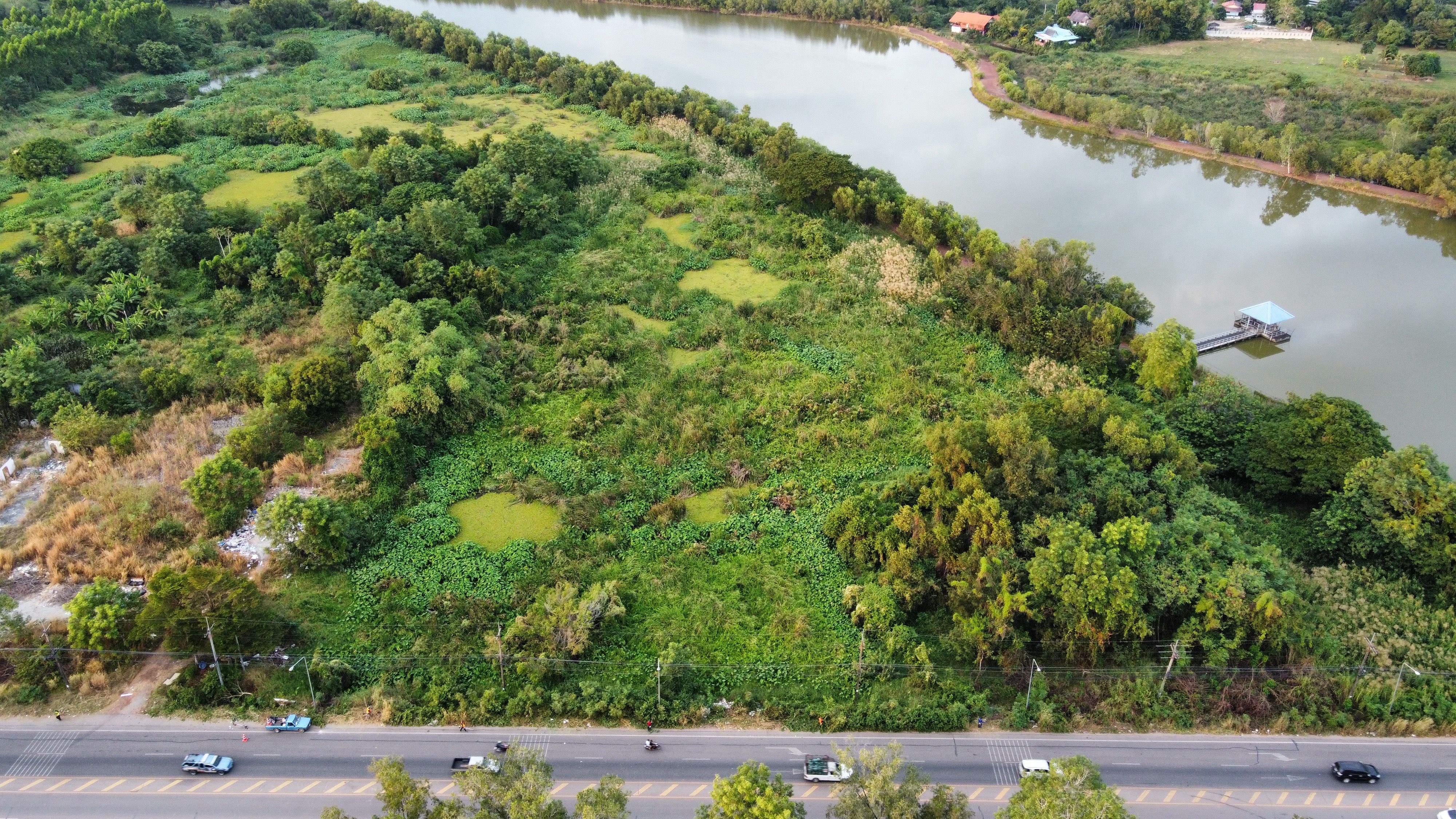 ขายที่ดิน 11 ไร่ 3 งาน 22 ตร.วา เลยโรบินสันปราจีนบุรี 300 เมตร ติดถนนปราจีนตคาม หน้ากว้าง 160 เมตร