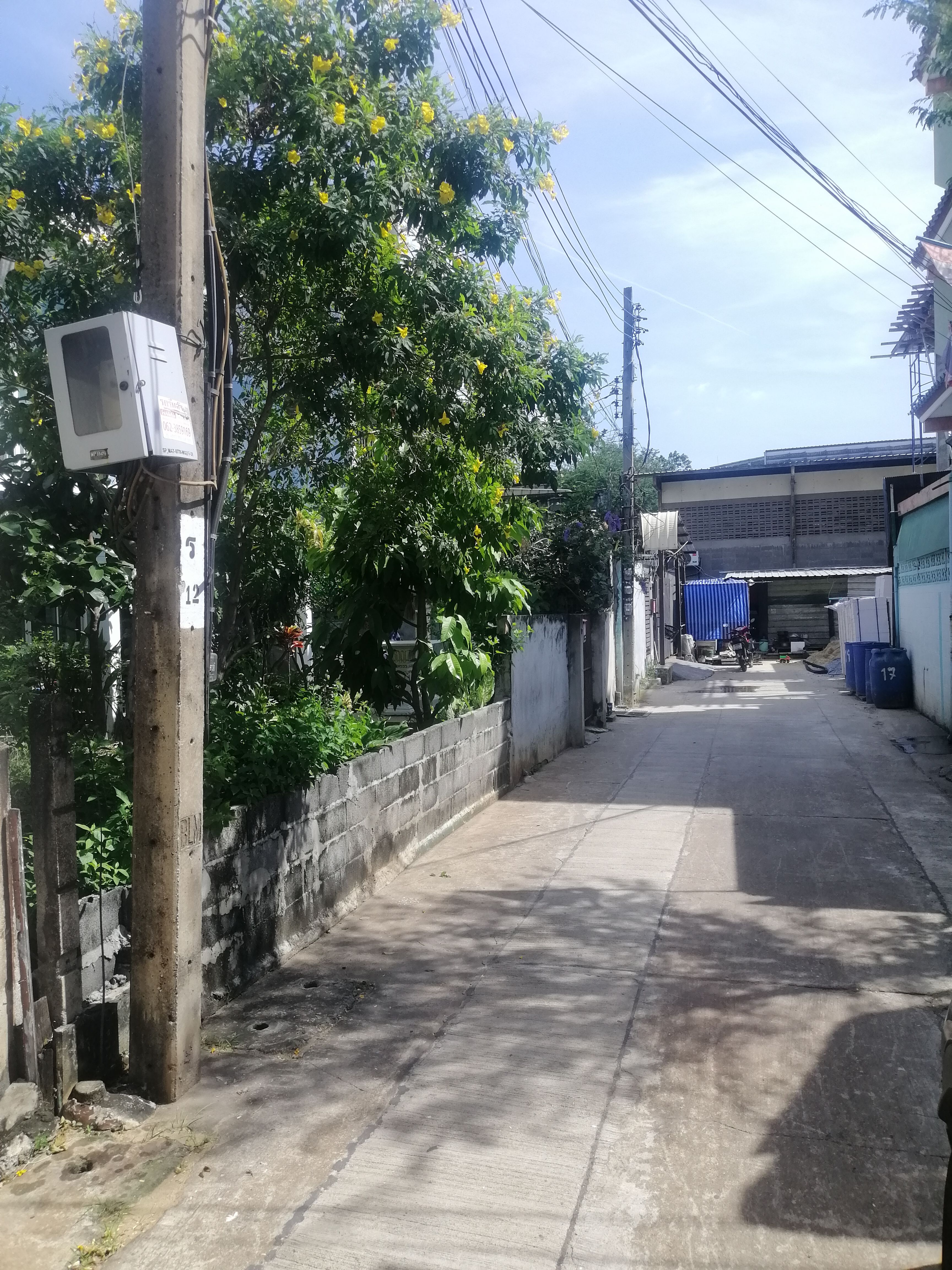 ขายที่ดินเปล่าถมแล้ว 30 ตรว. ซอยสุขสวัสดิ์ 26 แยก 2-1 ห่างรถไฟฟ้าสายสีม่วง สถานีบางปะกอก เพียง 700 เมตร 