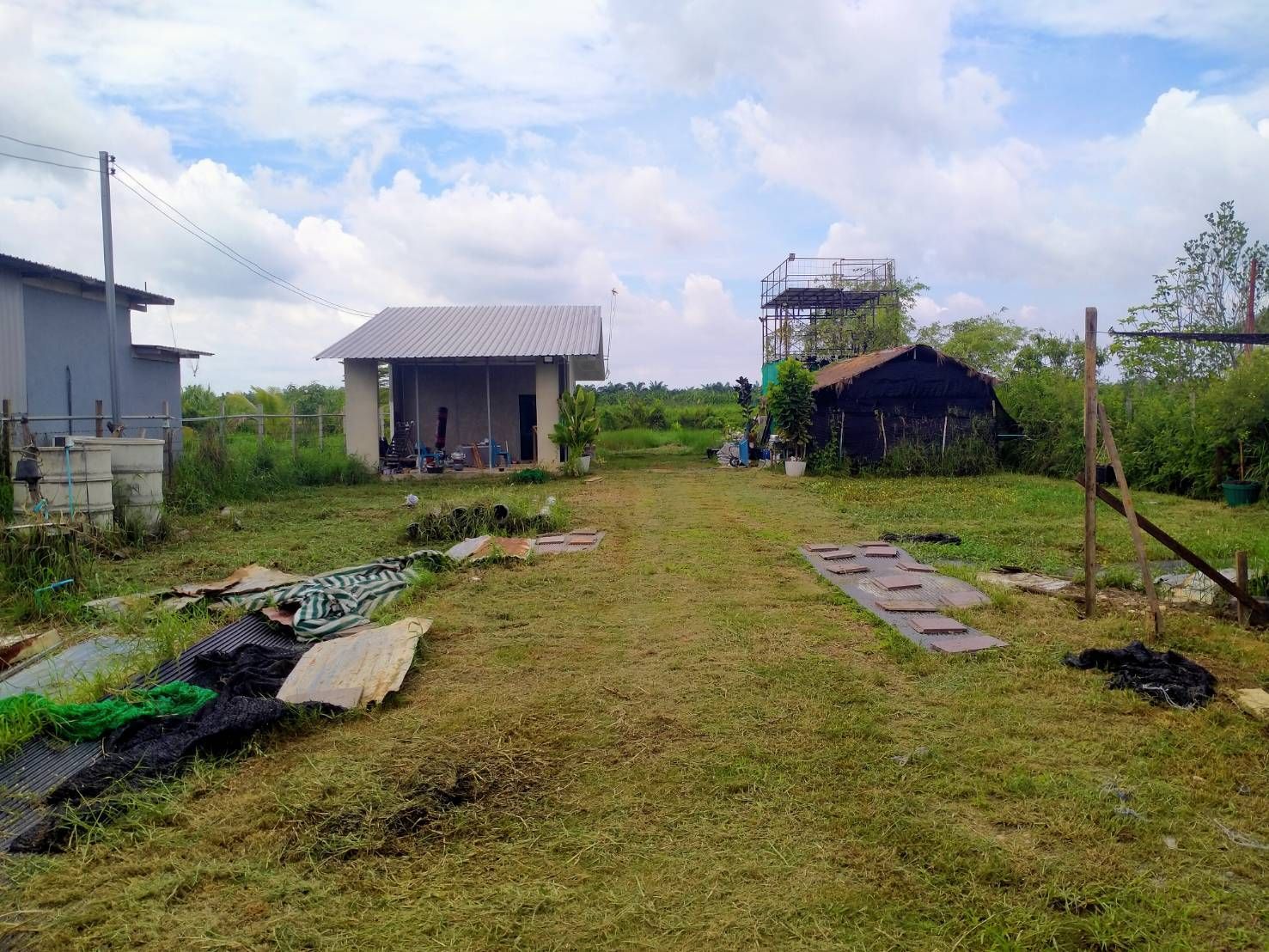 ขายที่ดิน300ตร.ว.พร้อมสิ่งปลูกสร้าง รังสิตคลอง14 เข้าอยู่ได้เลย พร้อมเฟอร์นิเจอร์+แอร์