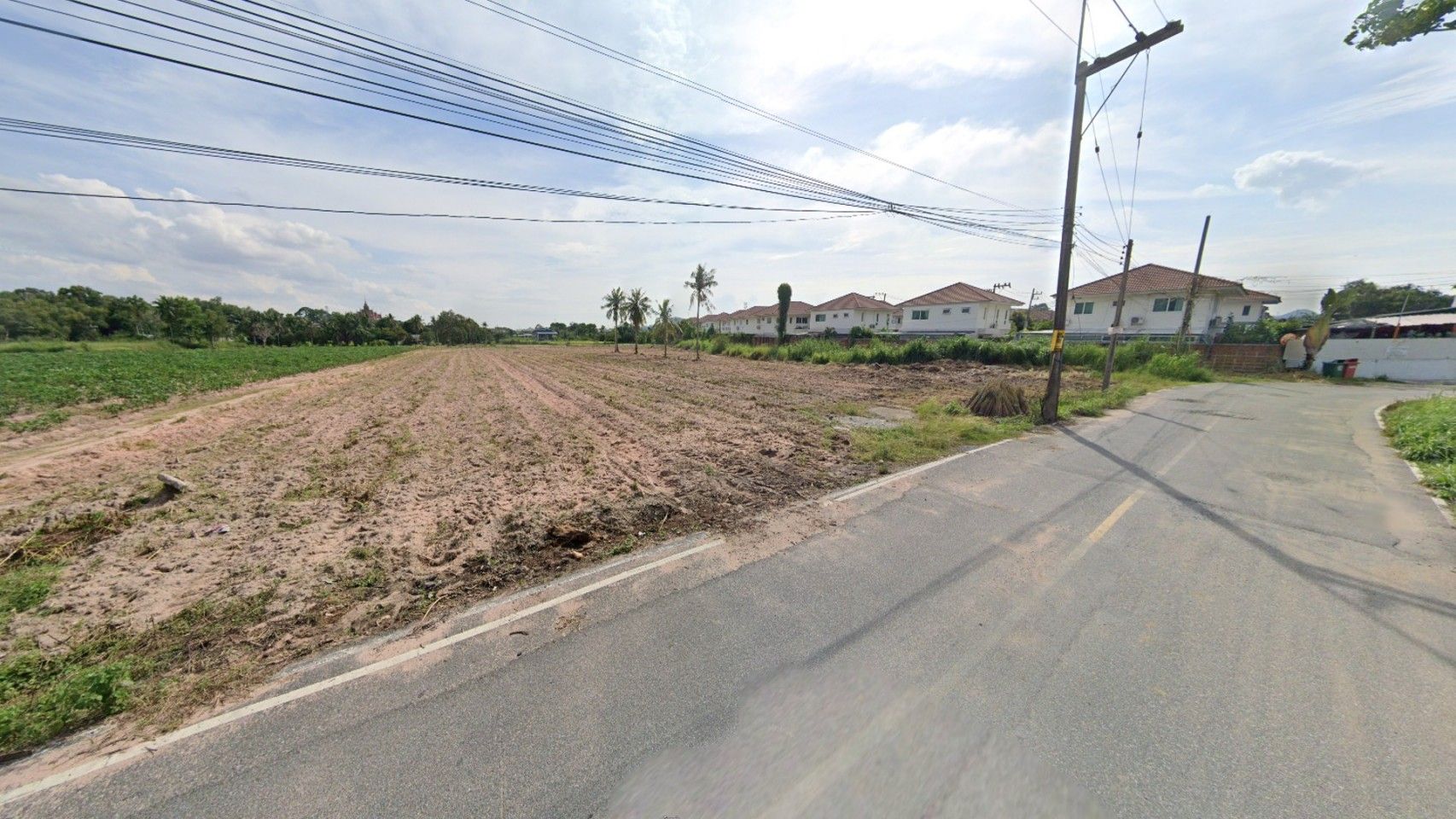 ขายที่ดิน 27-1-26 ไร่ ถนนหนองยายบู่ ศรีราชา ใกล้ไทวัสดุ, ถนนมอเตอร์เวย์ เหมาะทำหมู่บ้านจัดสรร