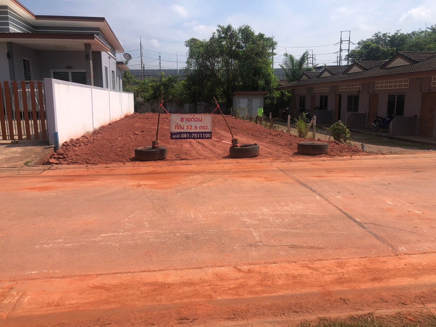 ขายที่ดินเปล่าถมแล้ว น้ำไฟพร้อม ทำเลดีอยู่ในแหล่งชุมชน สุราษฎร์ธานี