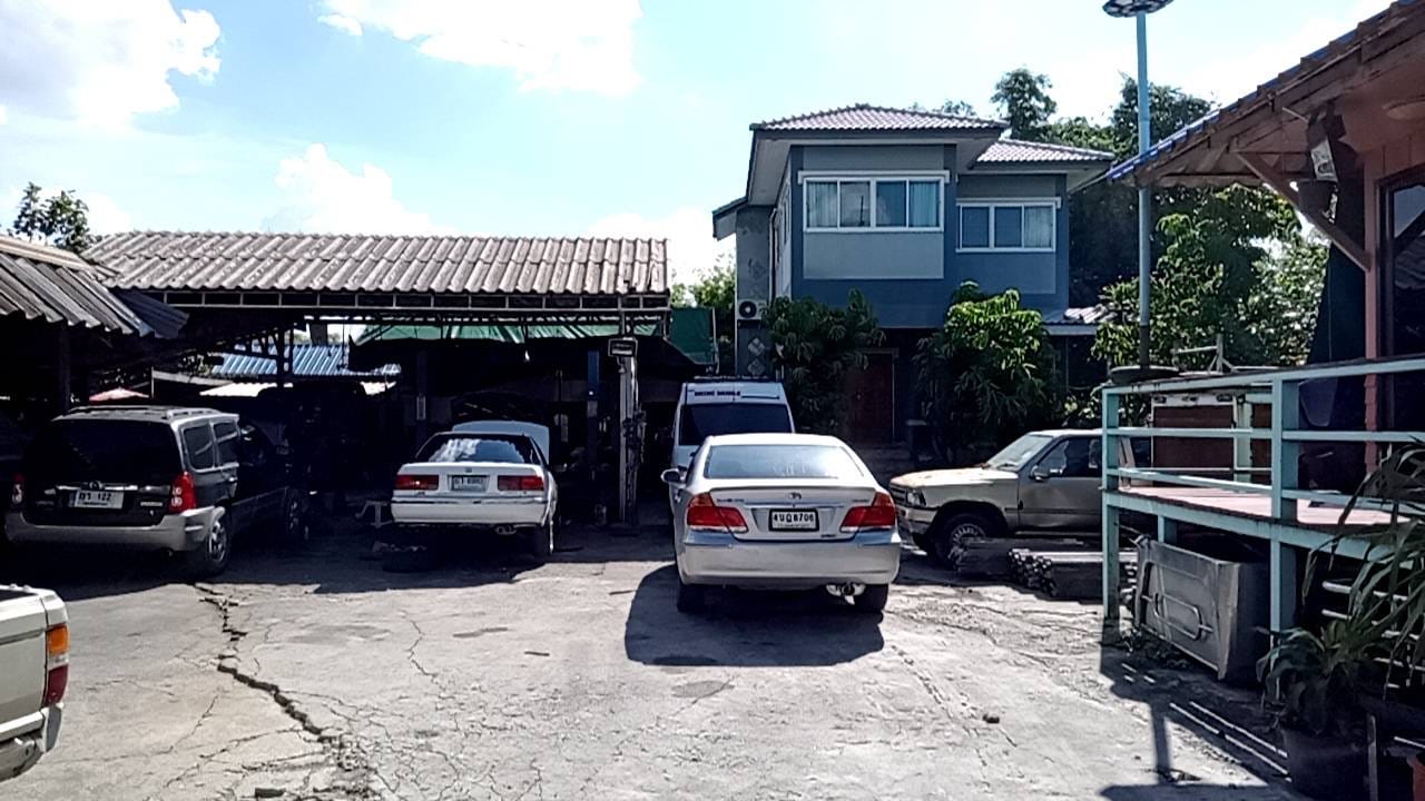 ขายที่ดิน พร้อมสิ่งปลูกสร้าง (กิจการอู่ซ่อมรถ) ปทุมธานี 2 งาน