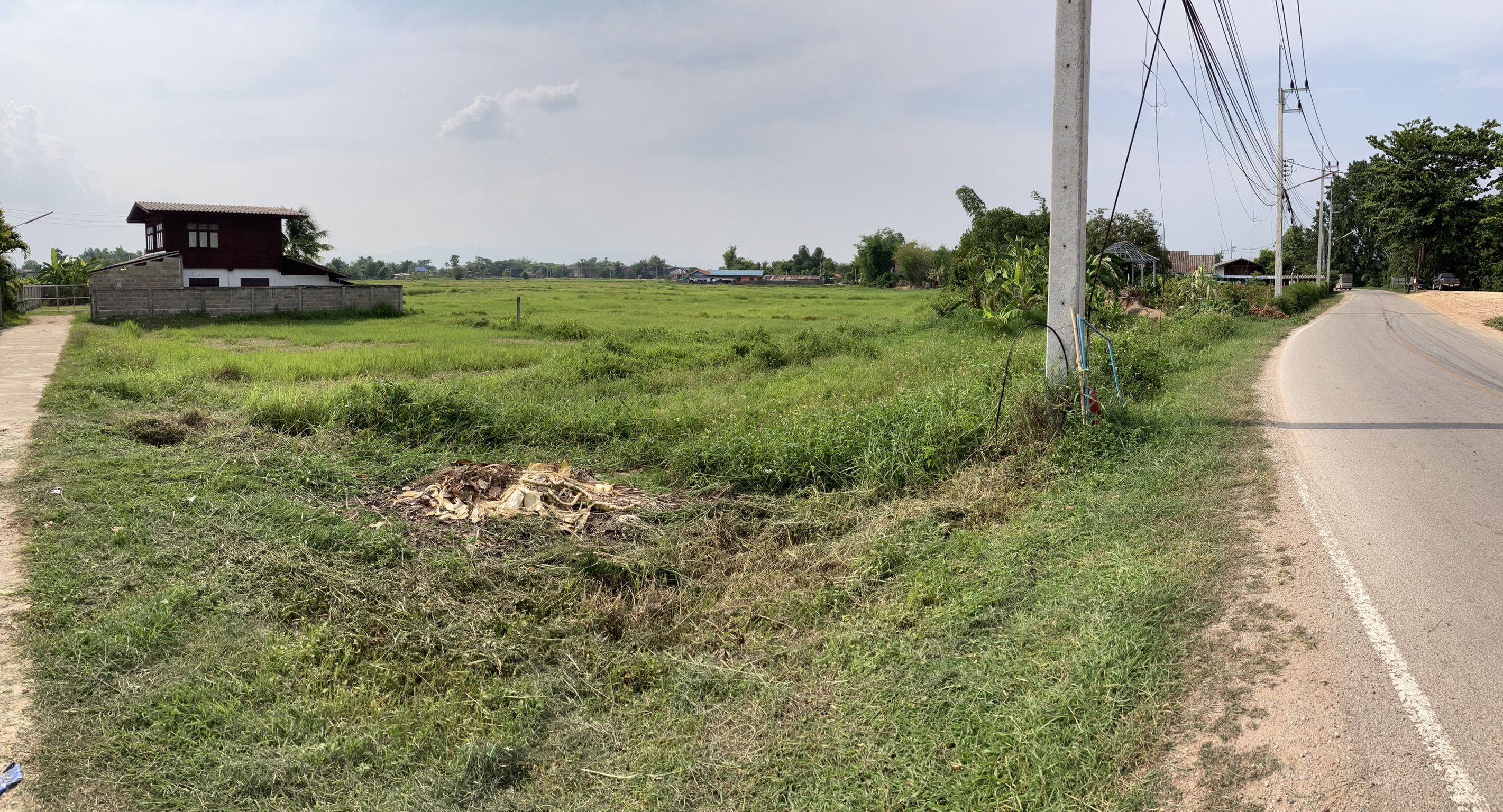 ที่ดินบ้านหนองช้างใต้ บ่อแฮ้ว เมือง  ลำปาง