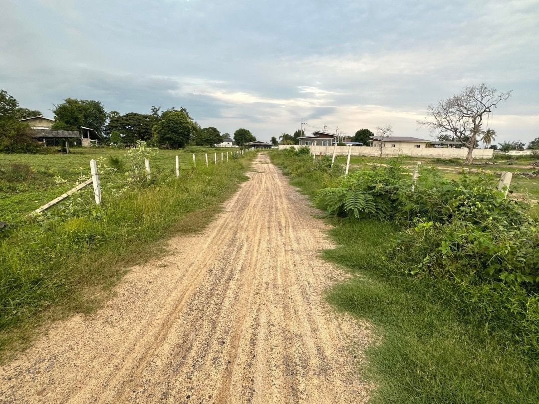 ขายที่ดินชะอำ เพชรบุรี ใกล้ทะเล วิวเขา 1 ไร่