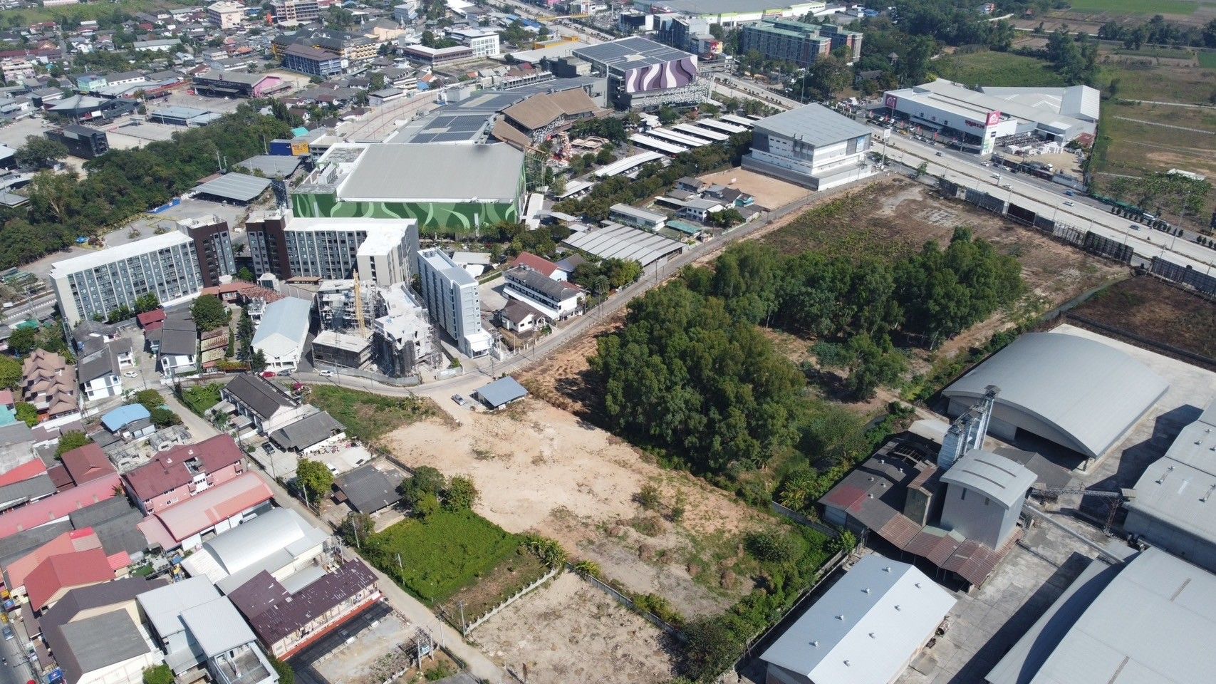 ที่ดินเปล่าทำเลดี อยู่หลังเซ็นทรัลเมืองเชียงราย เหมาะทำคอนโดฯมาก 4-1-75.2