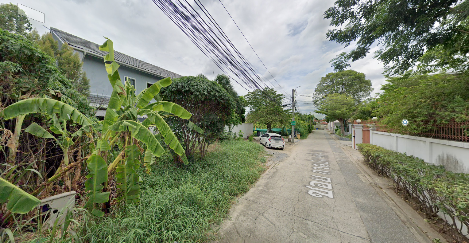 ขายที่ดินกรุงเทพฯ เขตลาดพร้าว ที่ดินแปลงสวย ทำเลสวย ติดถนนสาธารณะ น่าลงทุน 