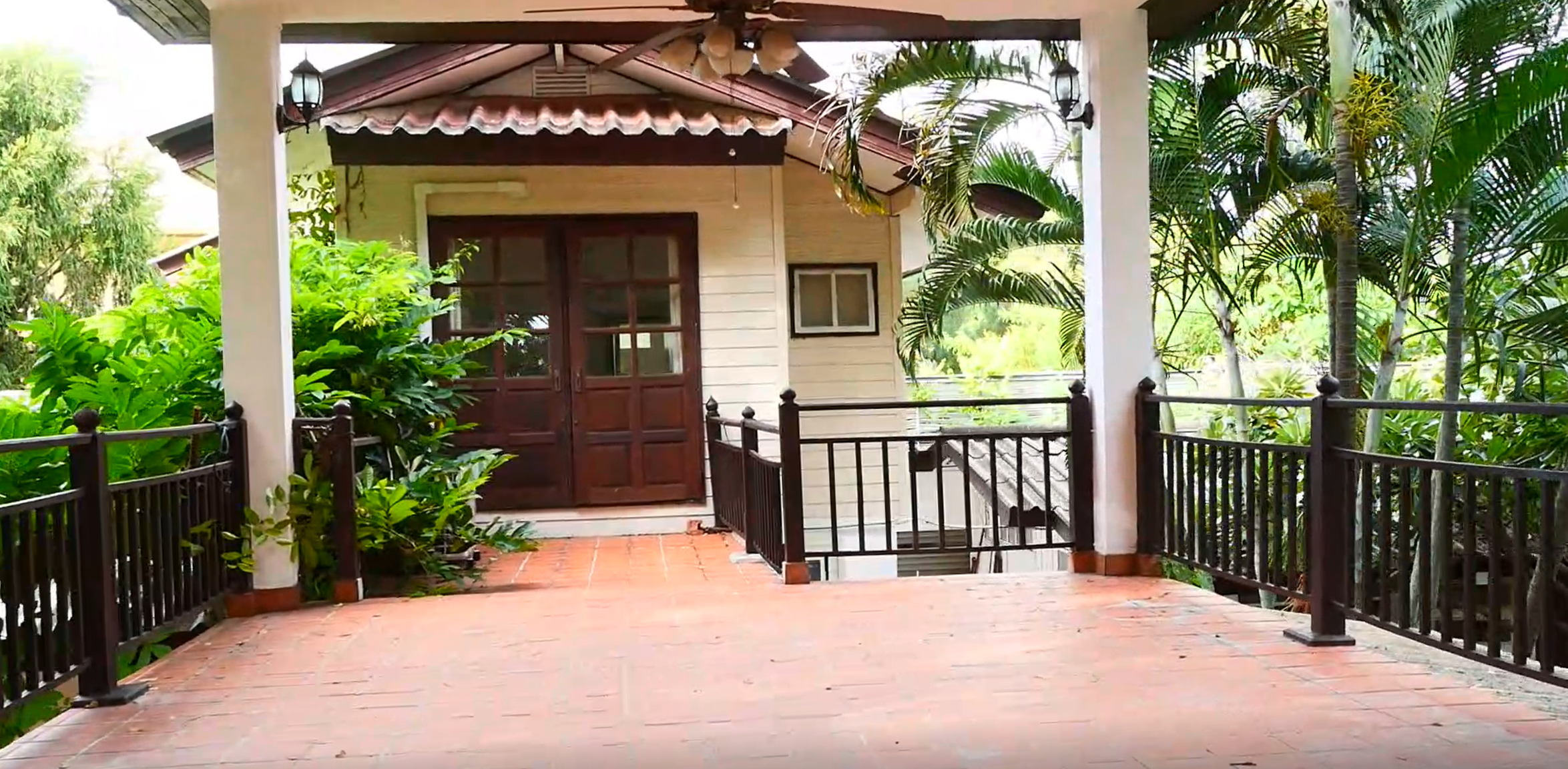 บ้านเดี่ยว ซอยสายลม 2 ย่านอารีย์ พหลโยธิน, กรุงเทพ
