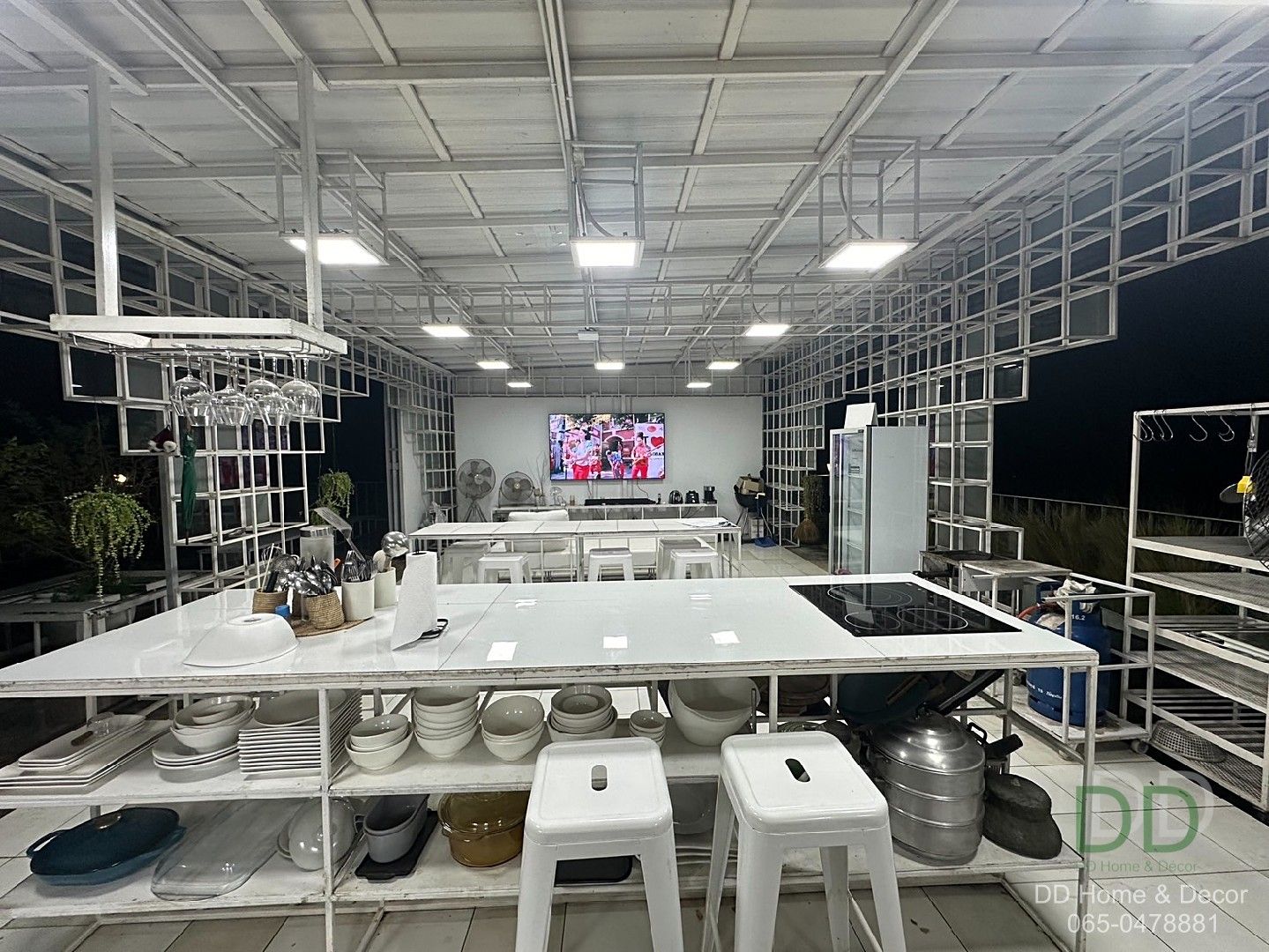 DD-0224 ขายบ้านสวย 3 ชั้น 5 ห้องนอน วิวภูเขาและป่าไม้ ให้ รร.โฟร์ซีซั่นแม่ริม