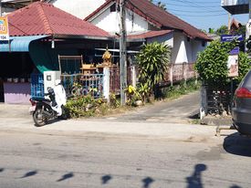 ที่ดินในตัวเมือง เหมาะแก่การปลูกบ้าน ลำพูน 46 ตรว.