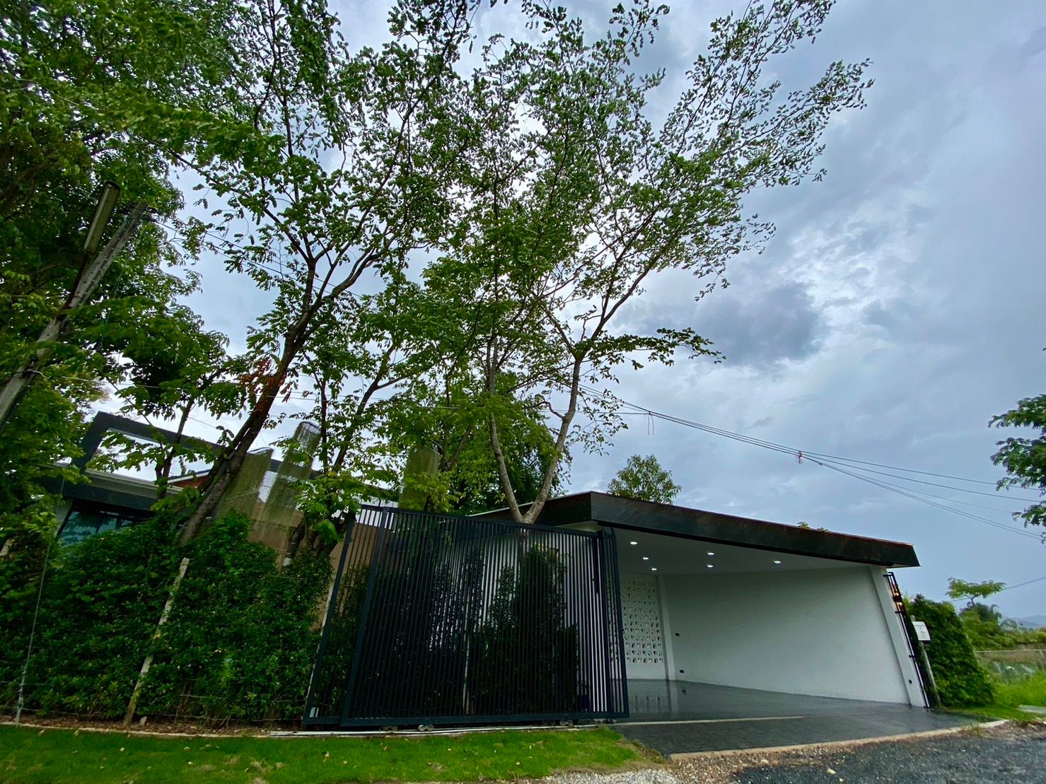 ขาย Pool Villa หรูสร้างใหม่ ในแม่ออน, บ้านธิ