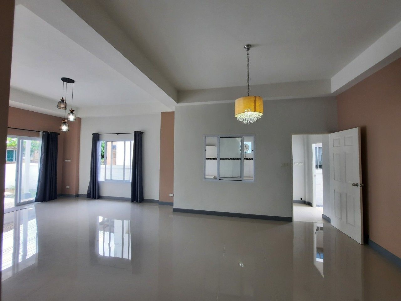 ขายบ้านแฝดในหมู่บ้านศรีตรัง