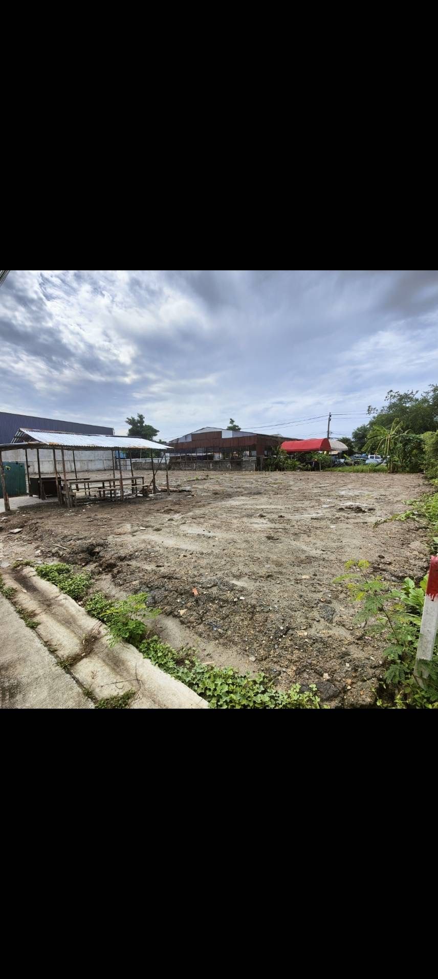 ขายที่ดิน 100ตรว กทม นวมินทร์ 74 แยก 7 ห่างจากถนนใหญ่เพียง 100เมตร