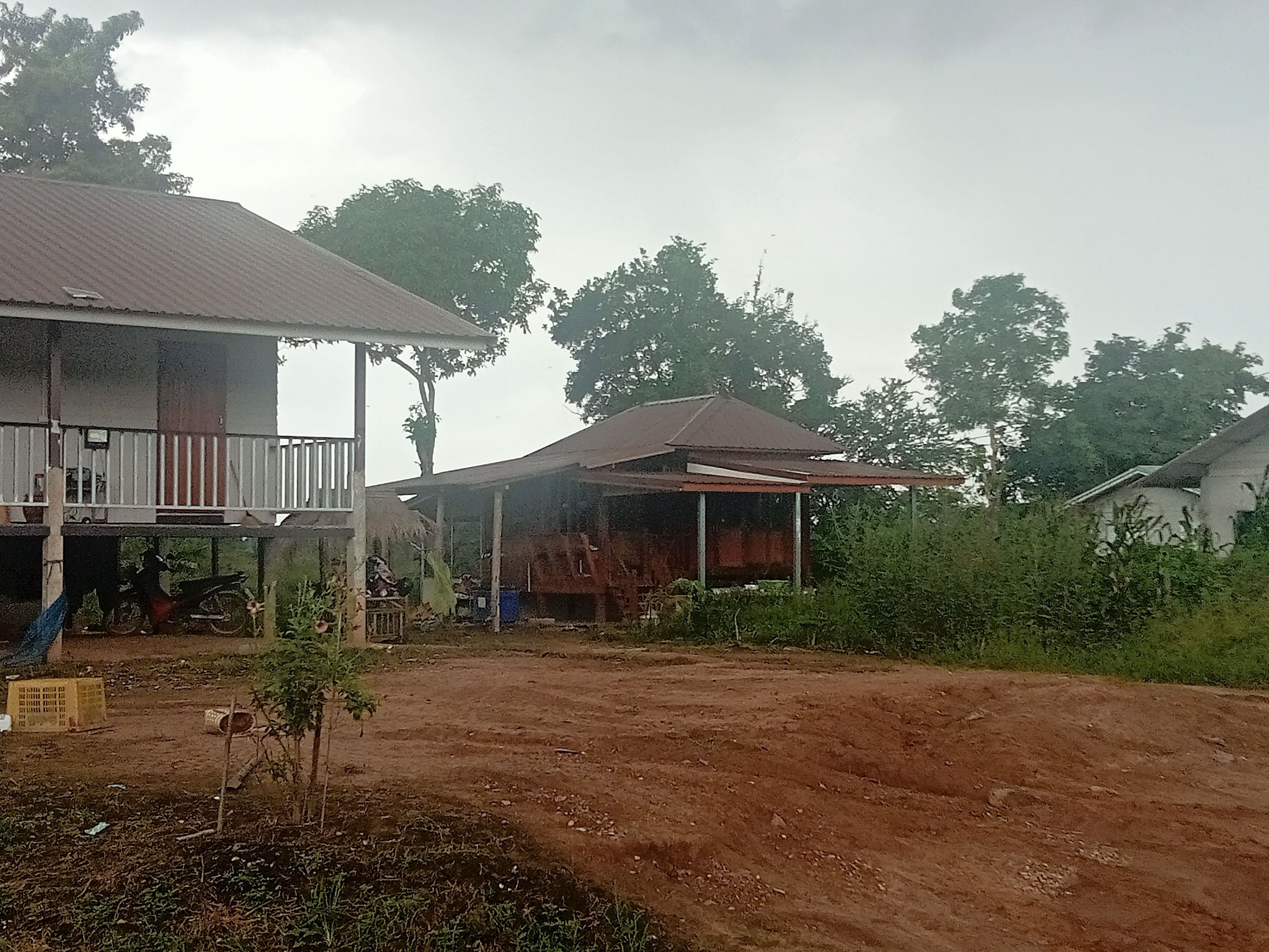 บ้านพร้อมที่ดินบ้านน็อคดาว