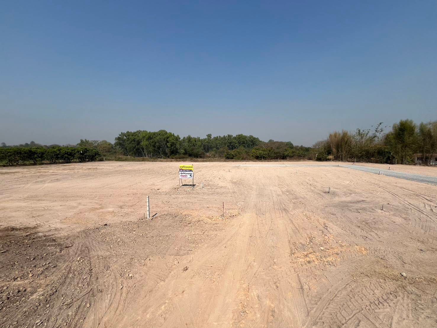 ที่ดิน บ้านพระเจ้าทองทิพย์ เทศบาล ต.บ้านกลาง อ.สันป่าตอง จ.เชียงใหม่