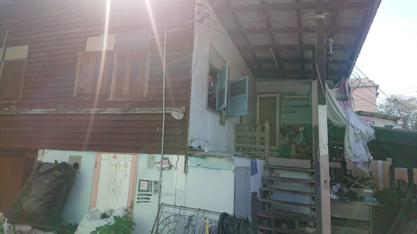 โฉนดที่ดิน​ น.ส.4 ห้วยขวาง กทม 30 ตร.ว