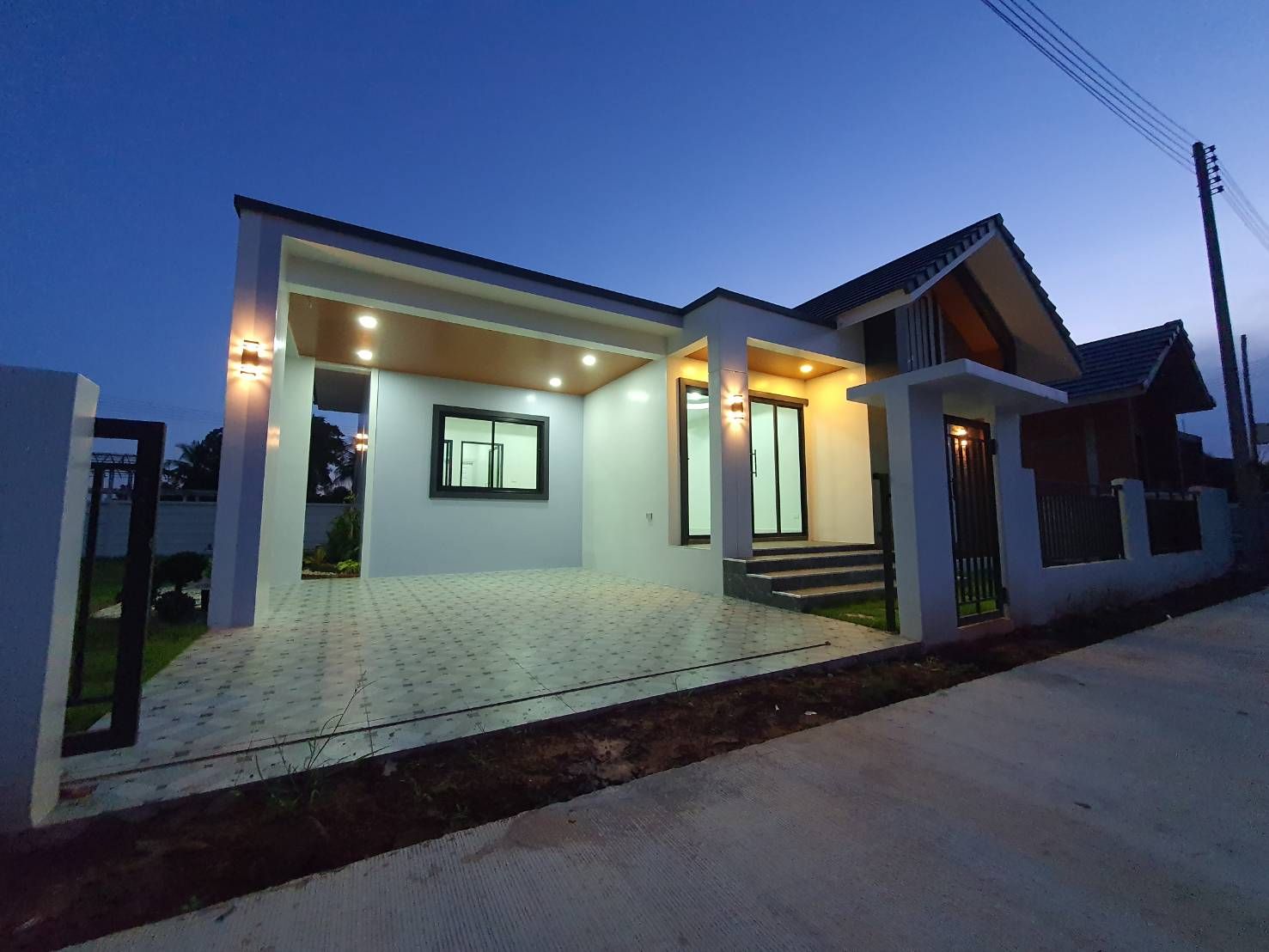 The River Residence "บ้านแห่งสายน้ำ คุณภาพชีวิต ณ คลองร้อยสาย สุราษฎร์ธานี" 85 ตร.ว