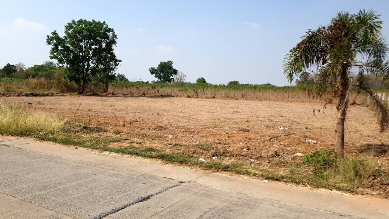 ขายที่ดินสีคิ้ว โคราช 300 ตรว. เขตเทศบาลสีคิ้ว ใกล้ถนนมิตรภาพและตลาด 800 เมตร ถมแล้ว น้ำไม่ท่วม 