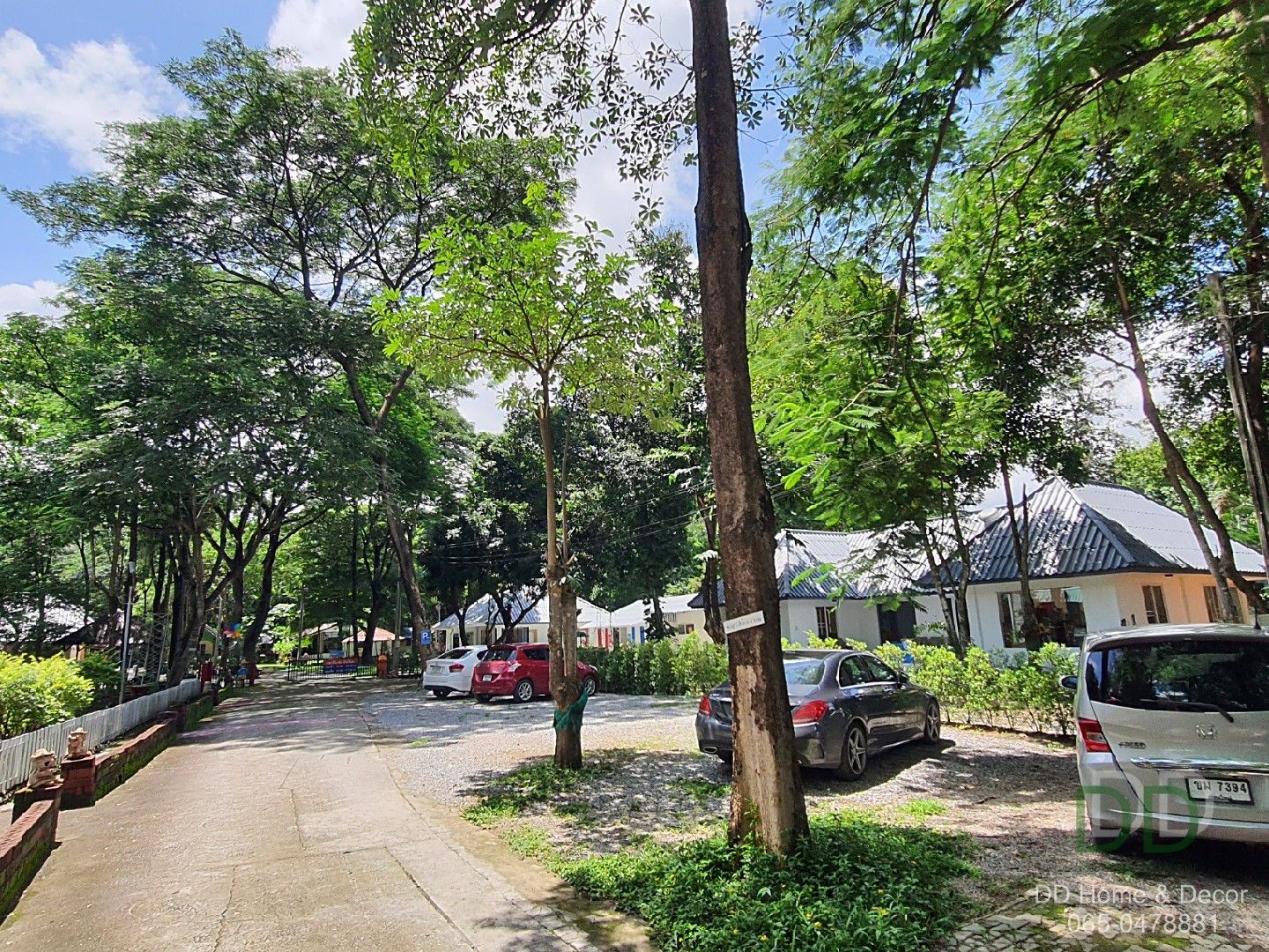 DD-0250 ขายที่ดิน พร้อมอาคารและกิจการโรงเรียนประถมสองภาษา หางดง เชียงใหม่ 17-3-84 ไร่