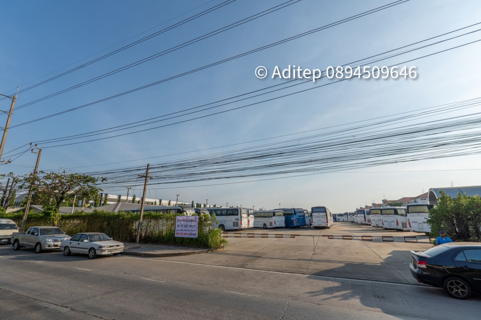 ขายที่ดินกรุงเทพ เขตลาดกระบัง ที่ดินเปล่า 33 ไร่ ติดถนนหลวงแพ่ง ลาดกระบัง ใกล้ Siam Premium Outlet จุดขึ้นลงมอเตอร์เวย์ สนามบินสุวรรณภูมิ